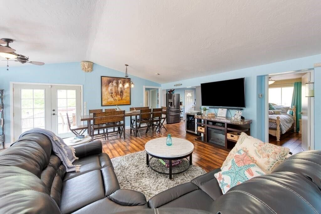 Duncan's Mills Vacation Rental