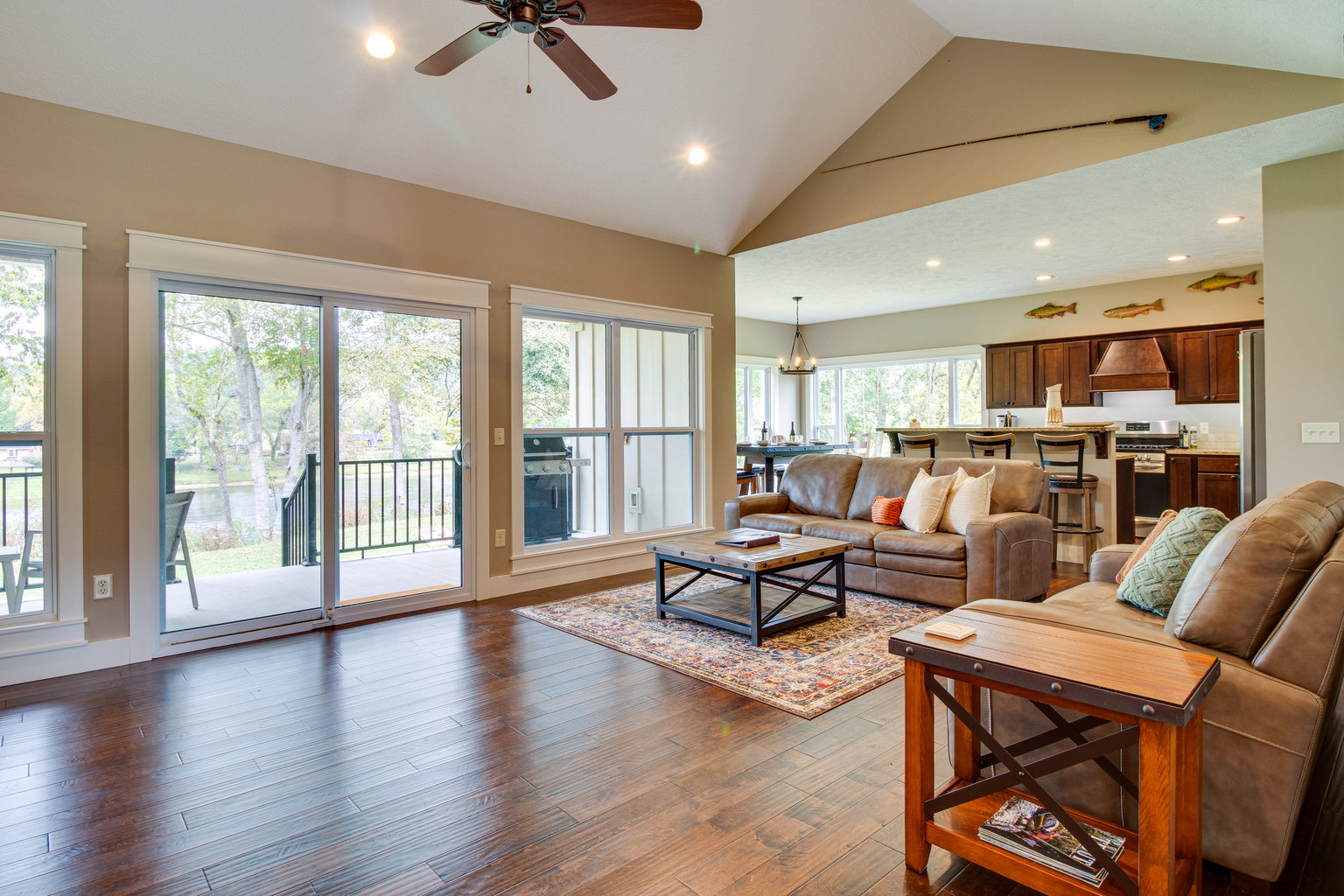 Flippin Vacation Rental