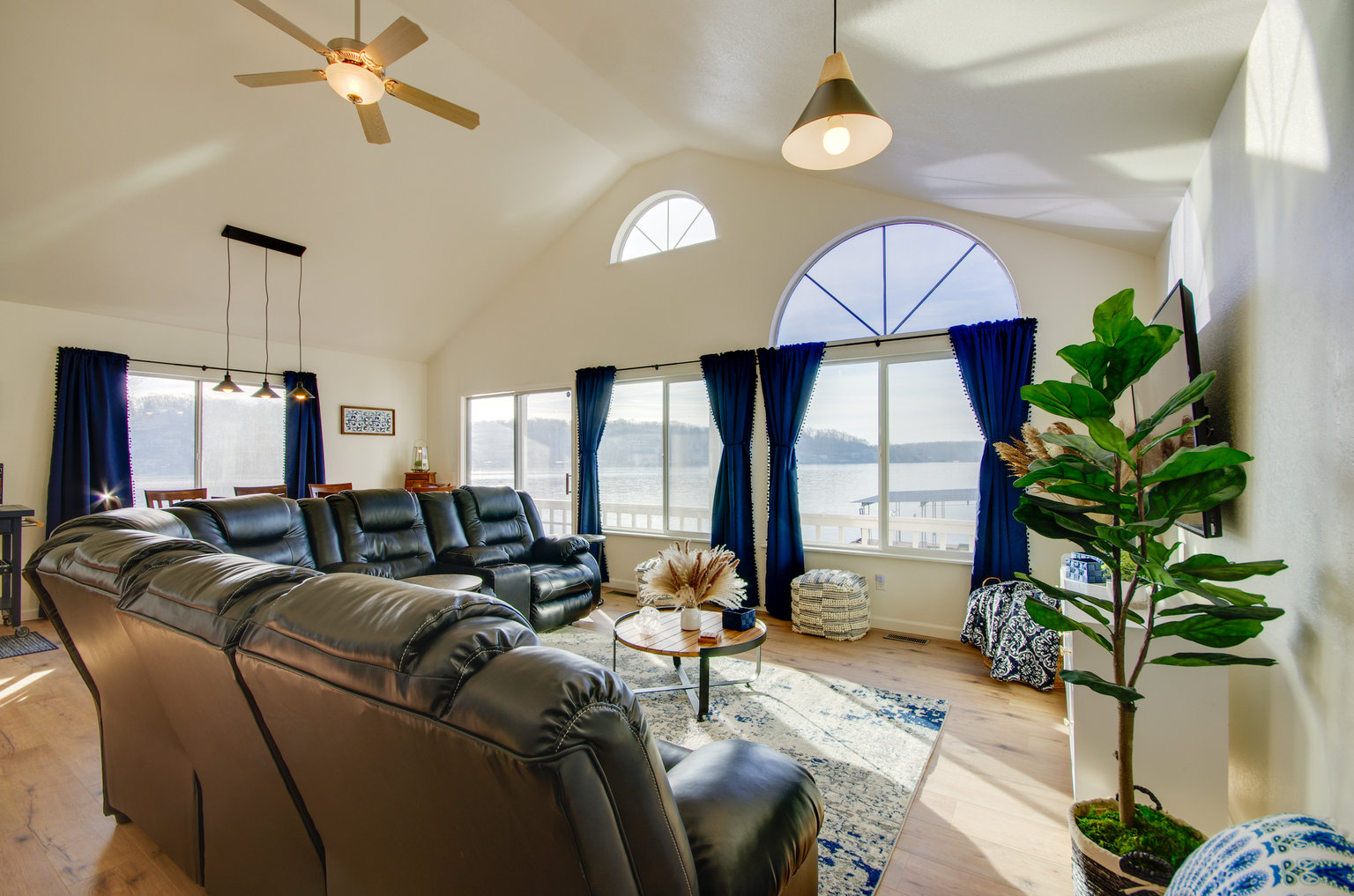 Gravois Mills Vacation Rental