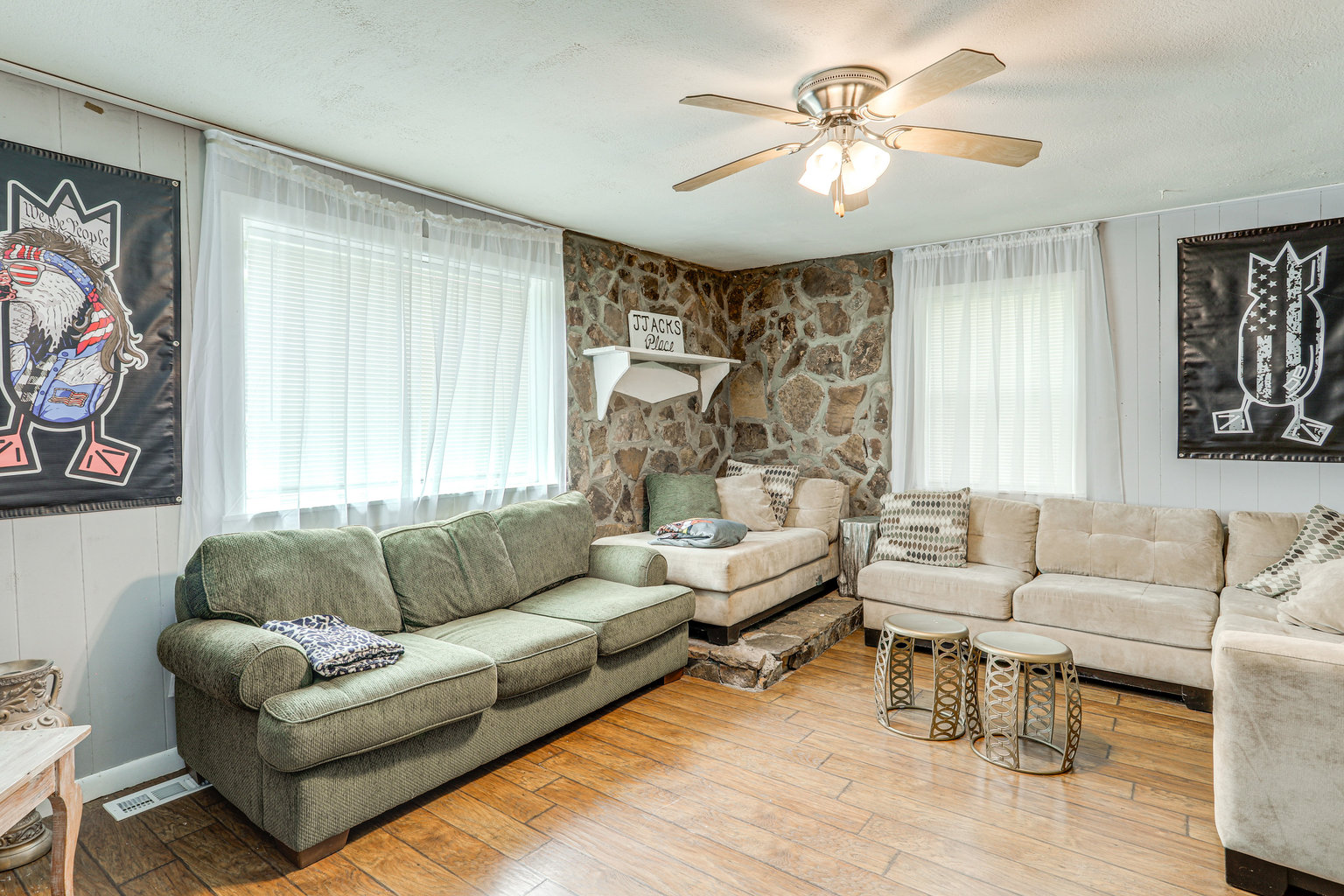 Greers Ferry Vacation Rental