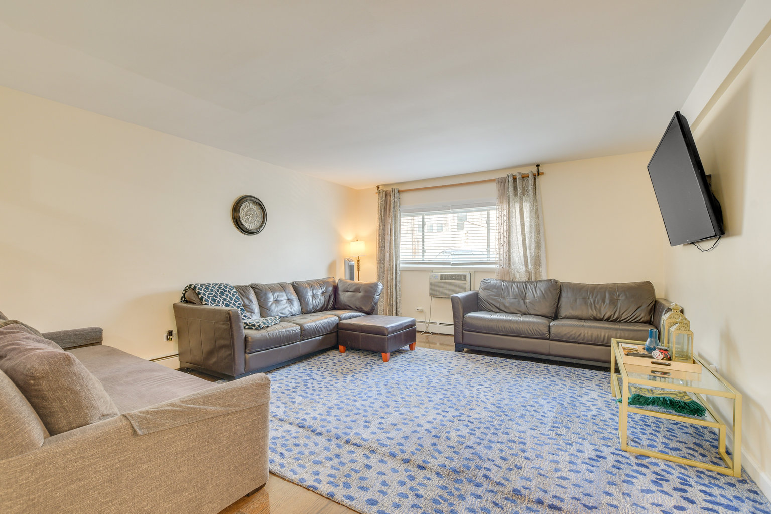 Skokie Vacation Rental