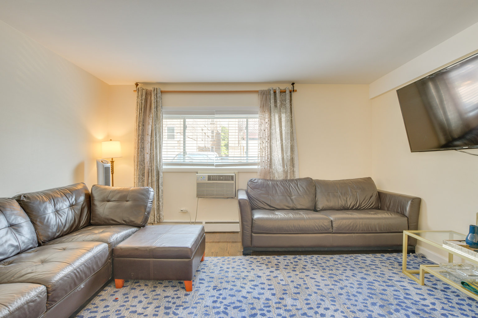 Skokie Vacation Rental