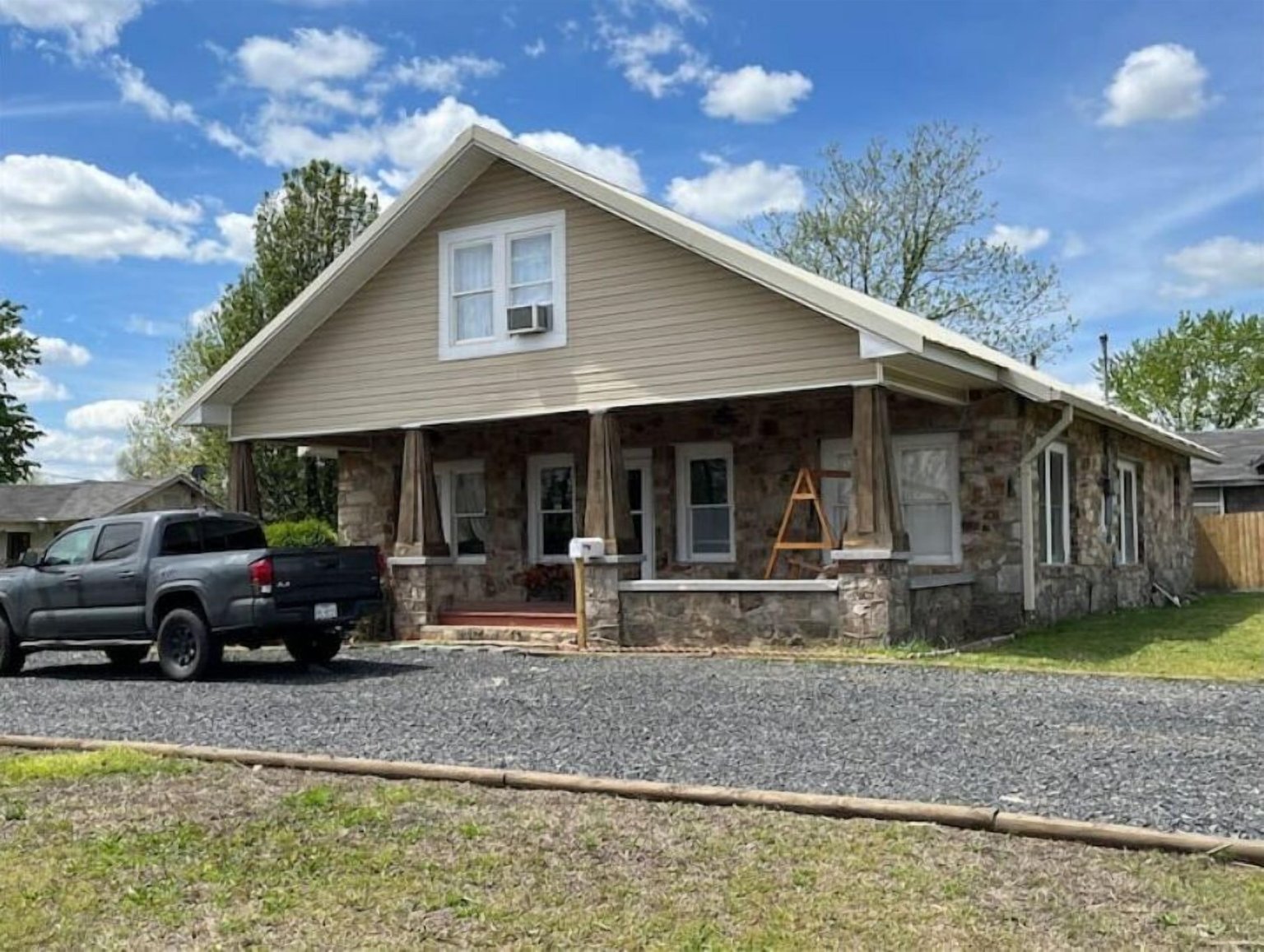 Mena Vacation Rental