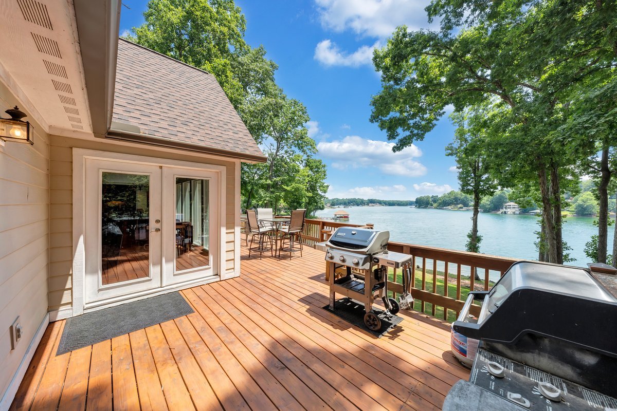 Moneta Vacation Rental