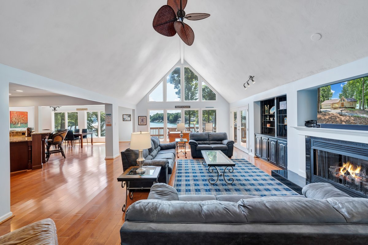 Moneta Vacation Rental