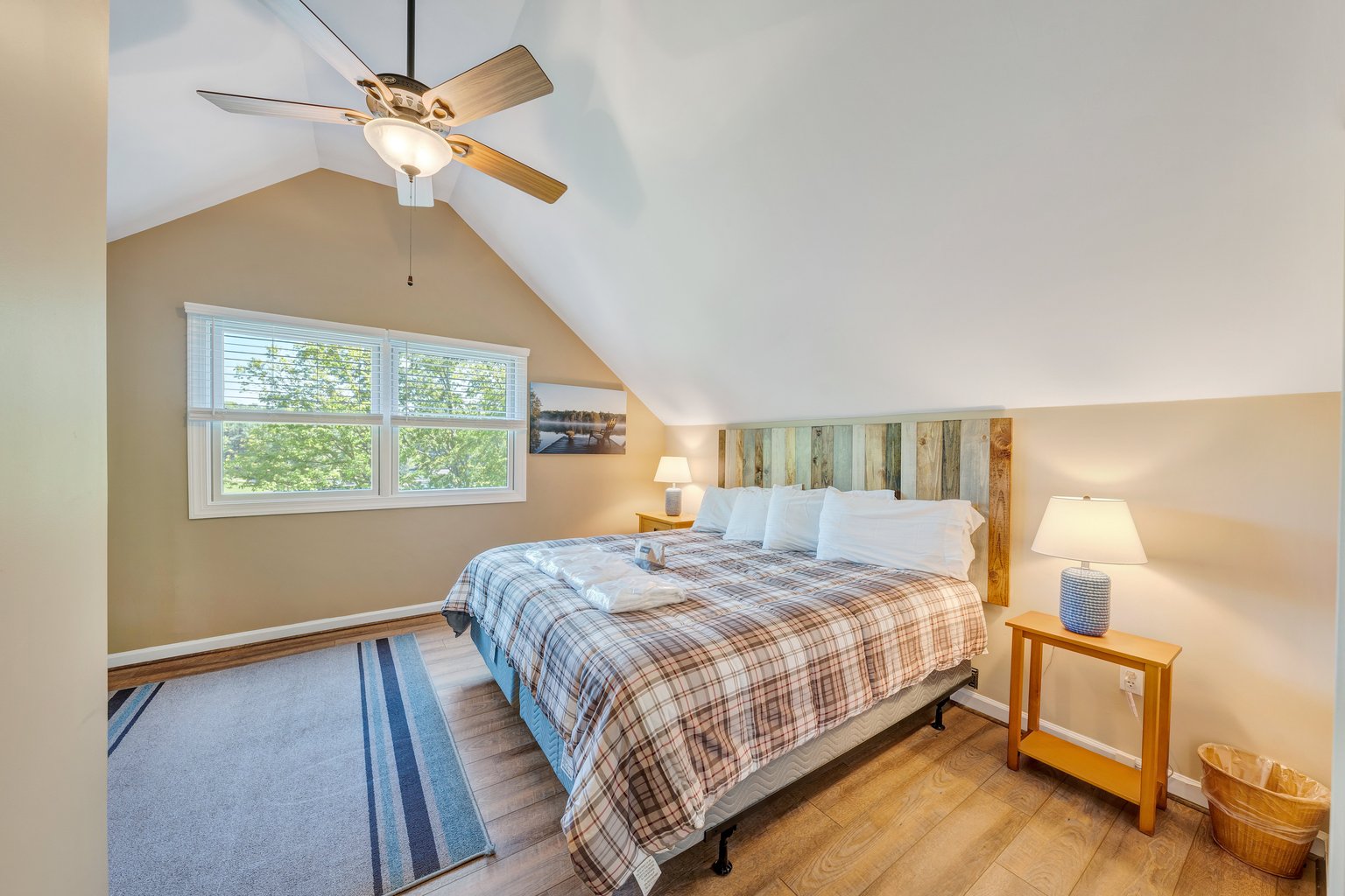 Huddleston Vacation Rental
