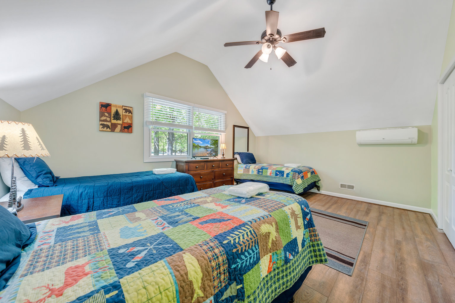 Huddleston Vacation Rental