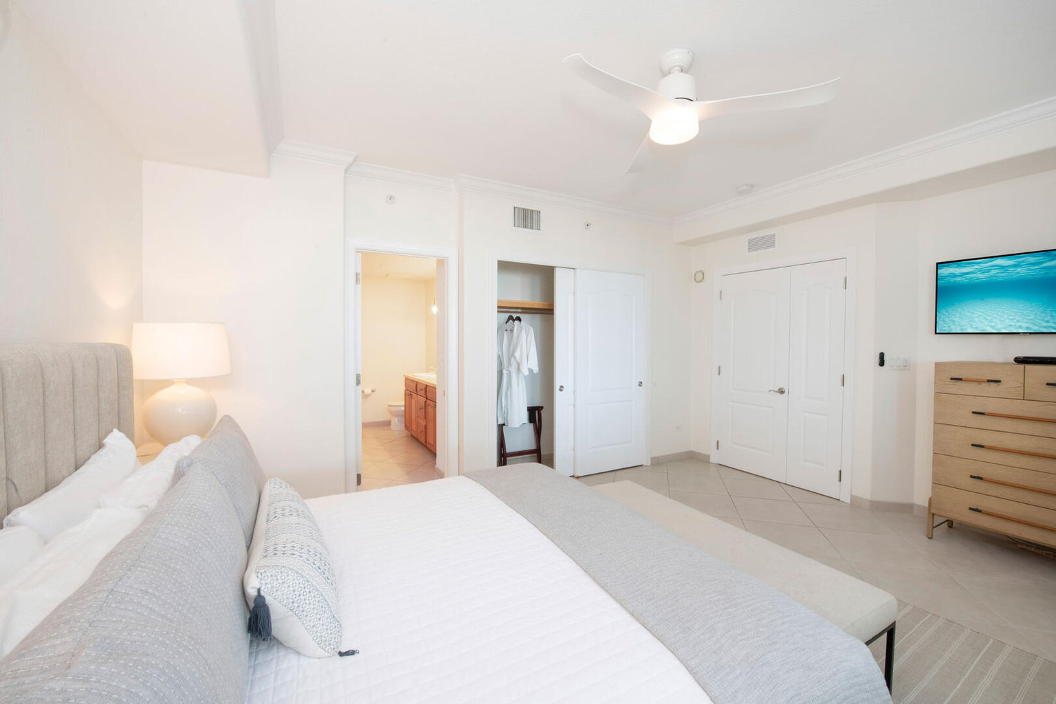 Seven Mile Beach Vacation Rental