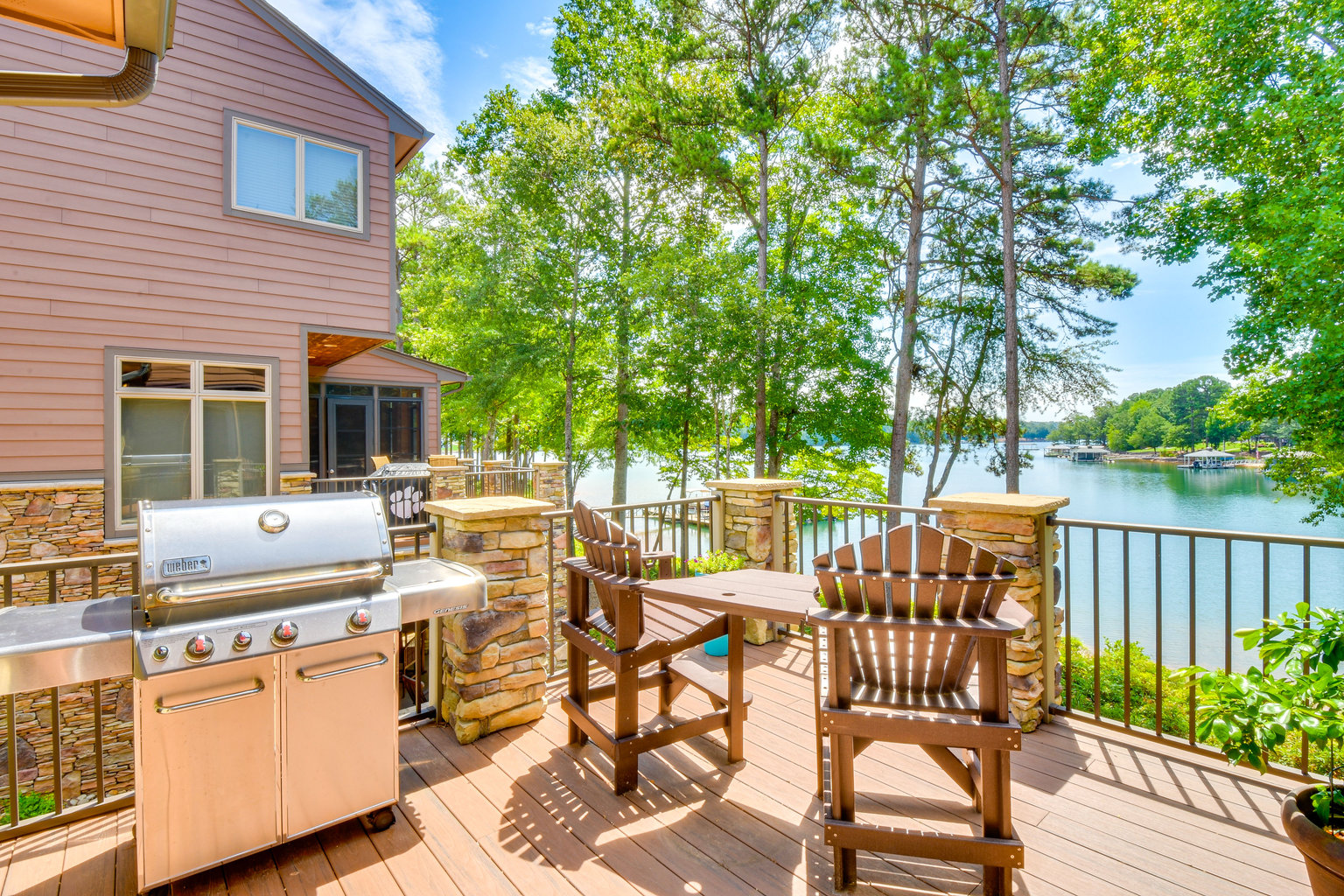 West Union Vacation Rental