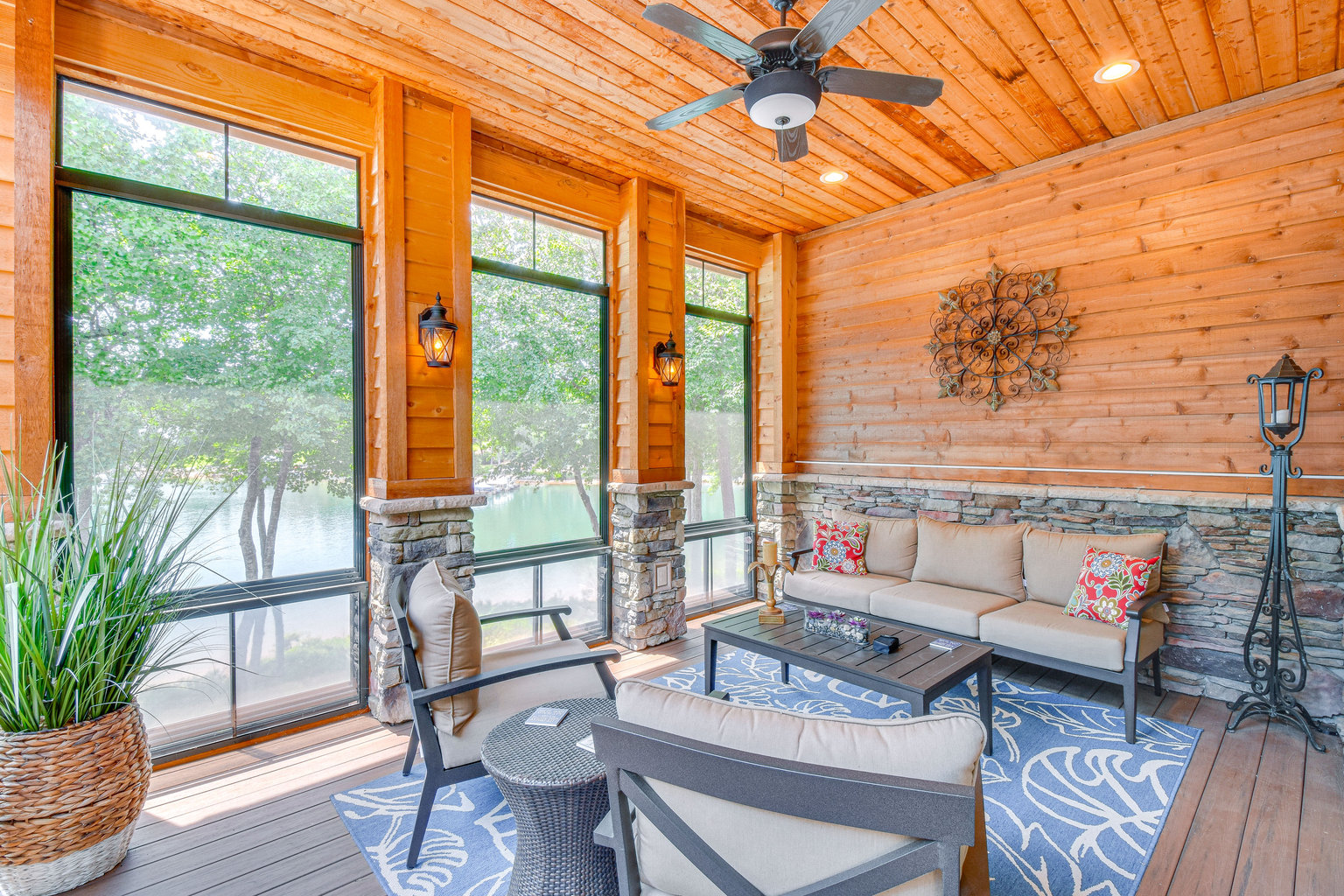 West Union Vacation Rental