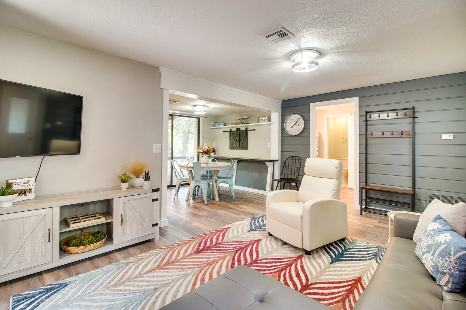 Grove Vacation Rental