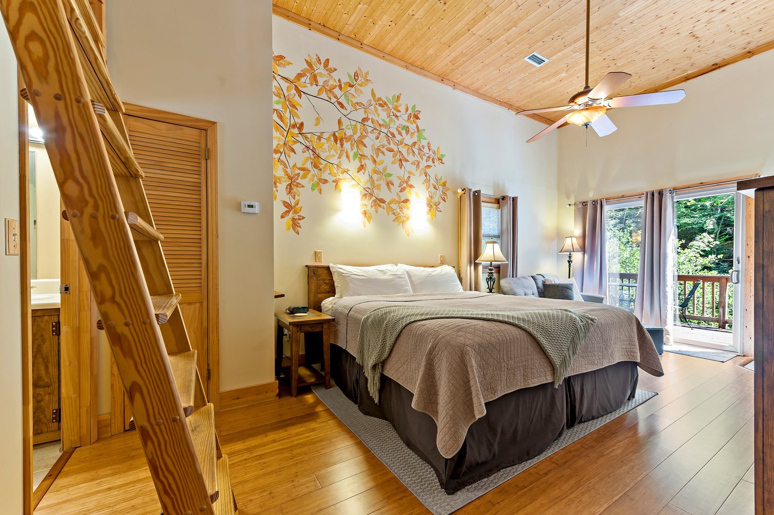 Old Fort Vacation Rental