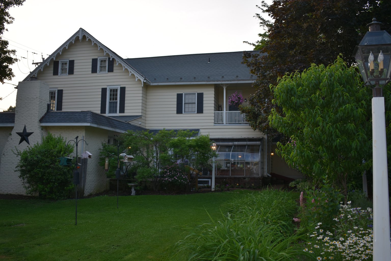 Willow Street Vacation Rental