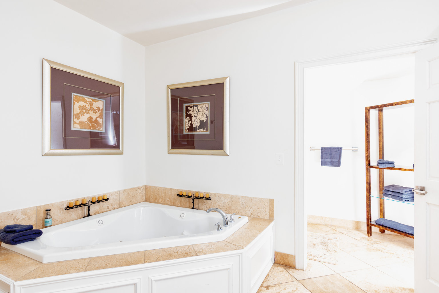 Brentwood Vacation Rental