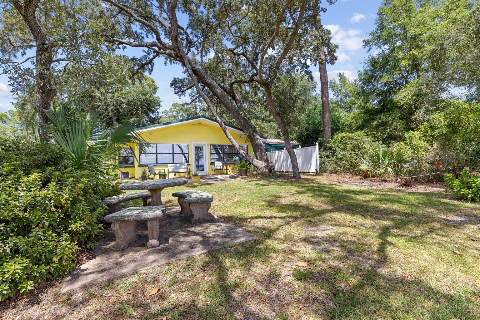 Lillain Vacation Rental