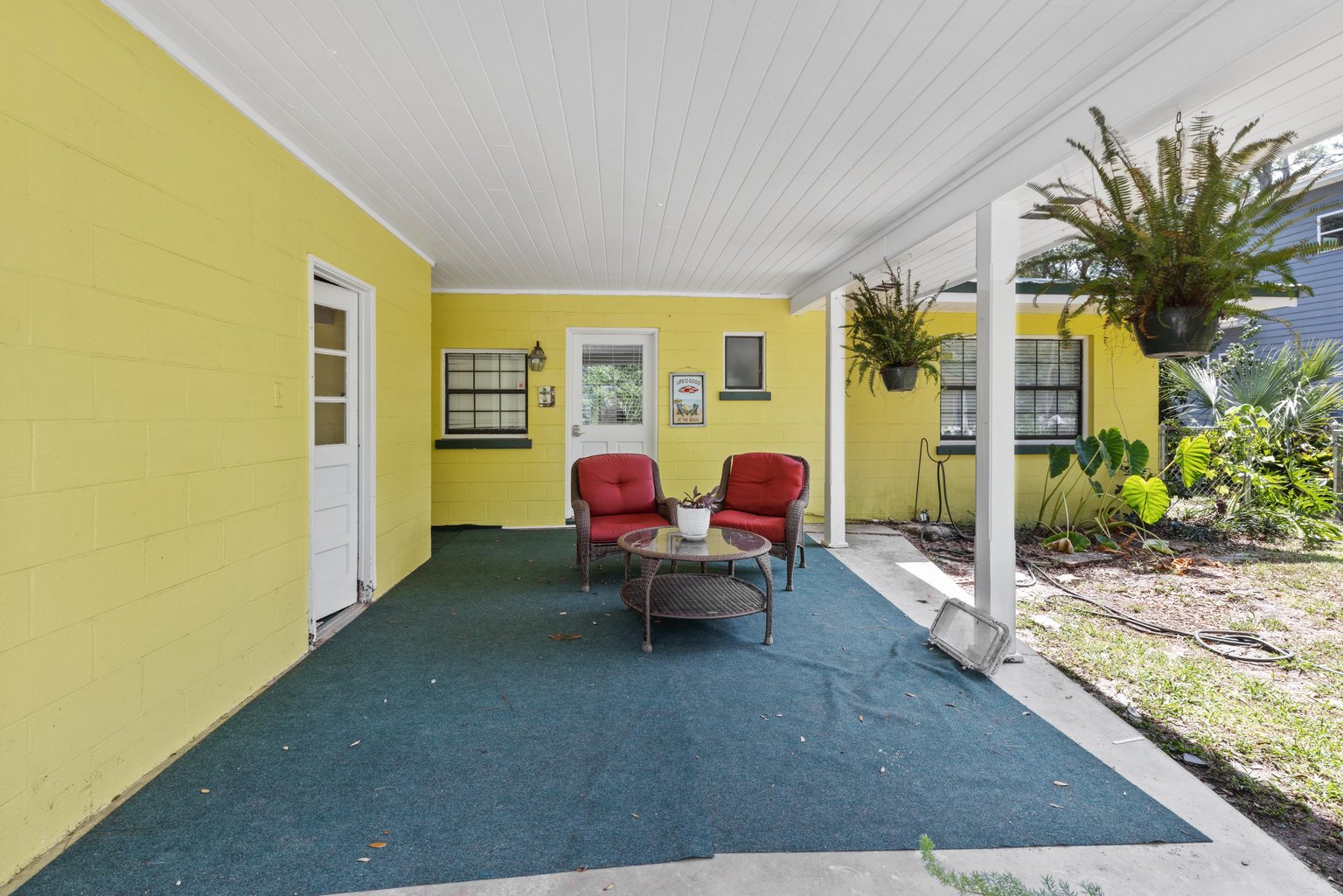 Lillain Vacation Rental