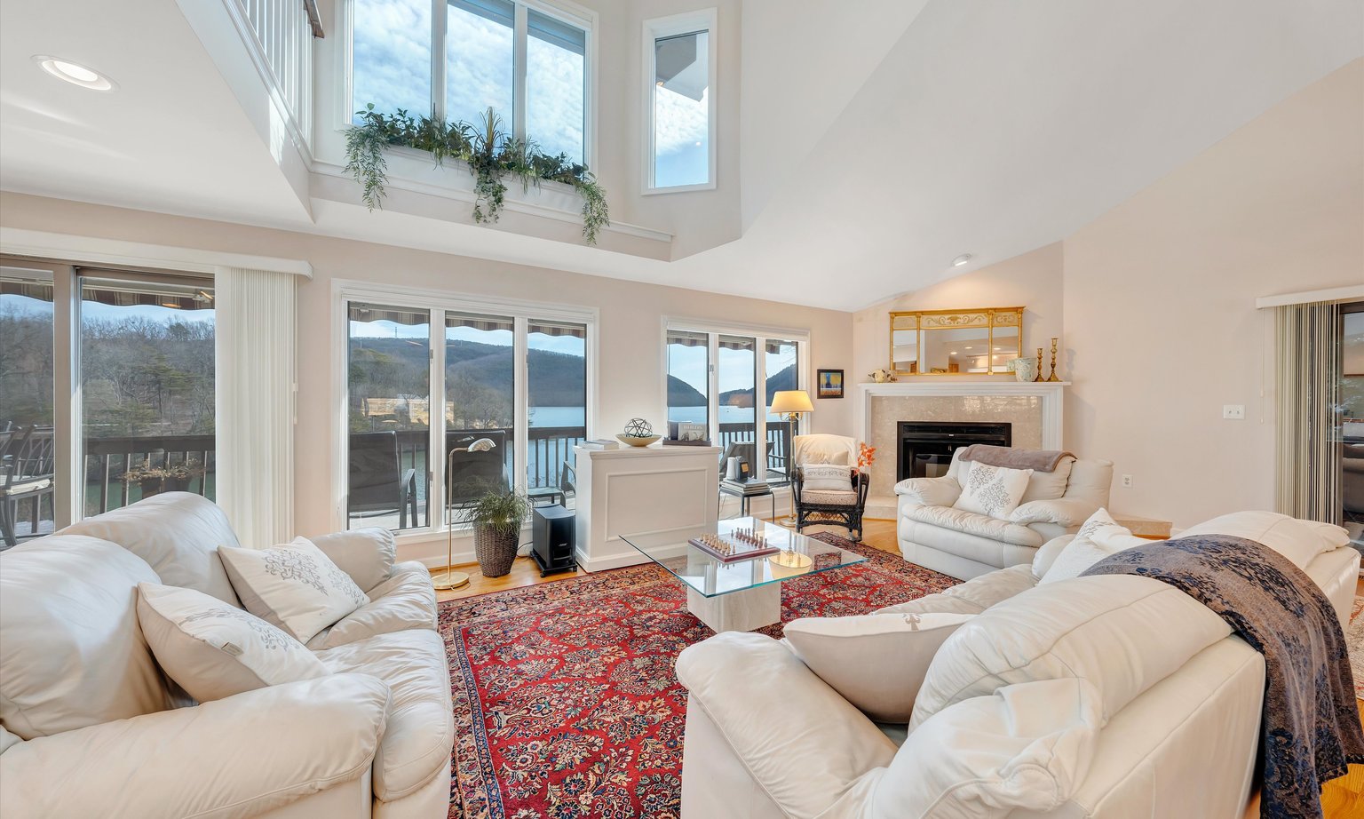 Huddleston Vacation Rental