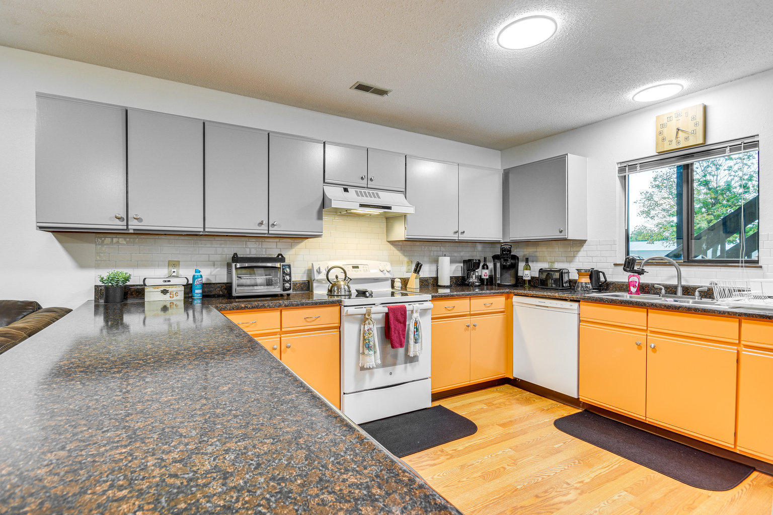 Monroe City Vacation Rental