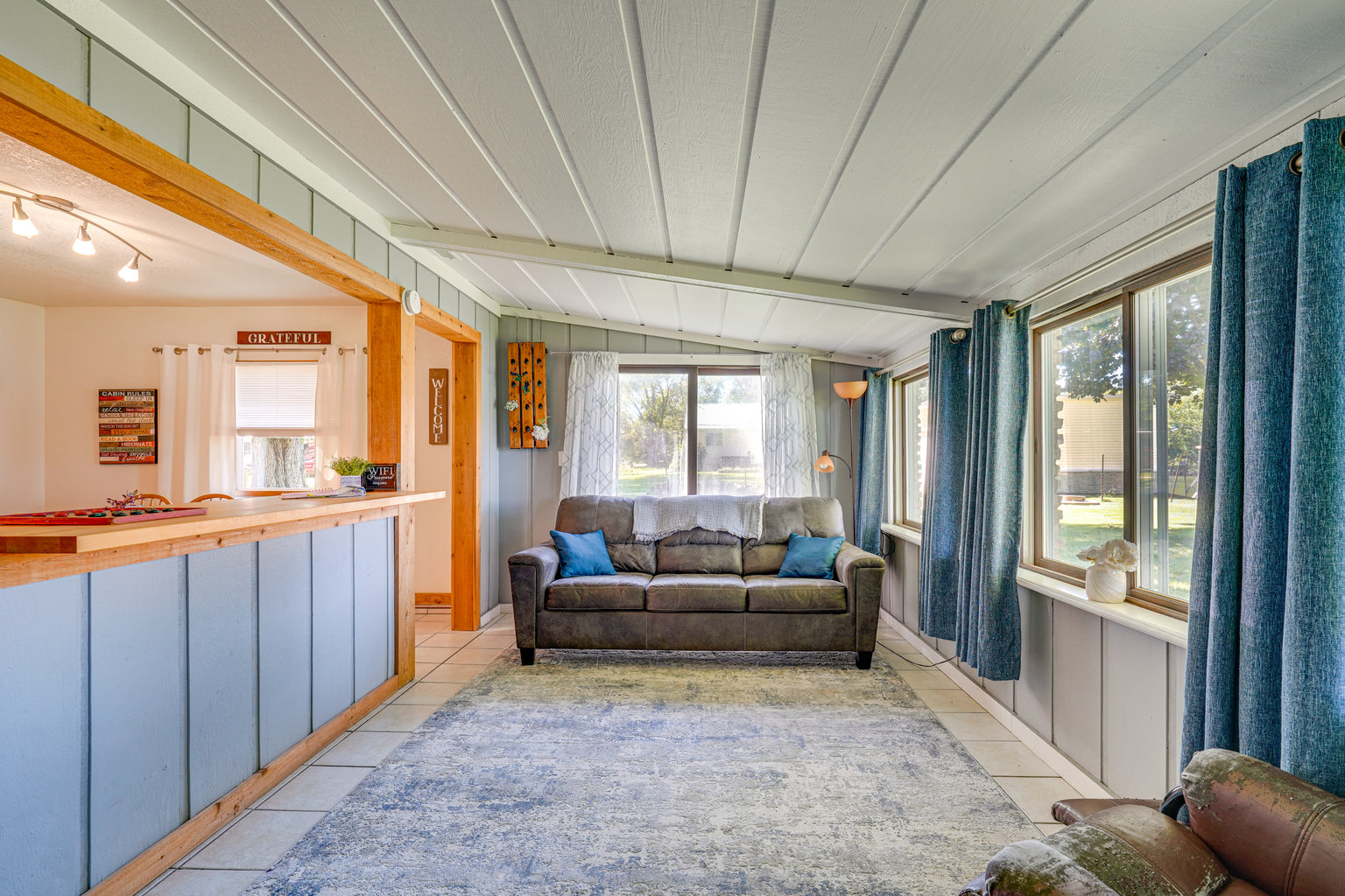Dixon Vacation Rental