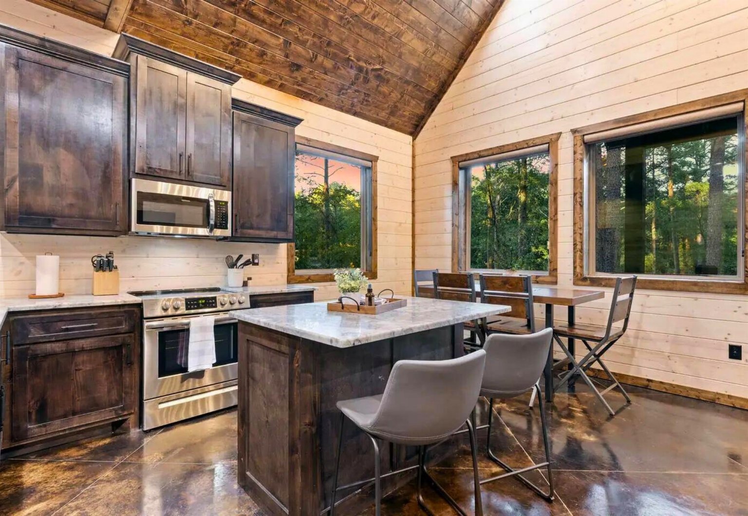 Hochatown Vacation Rental