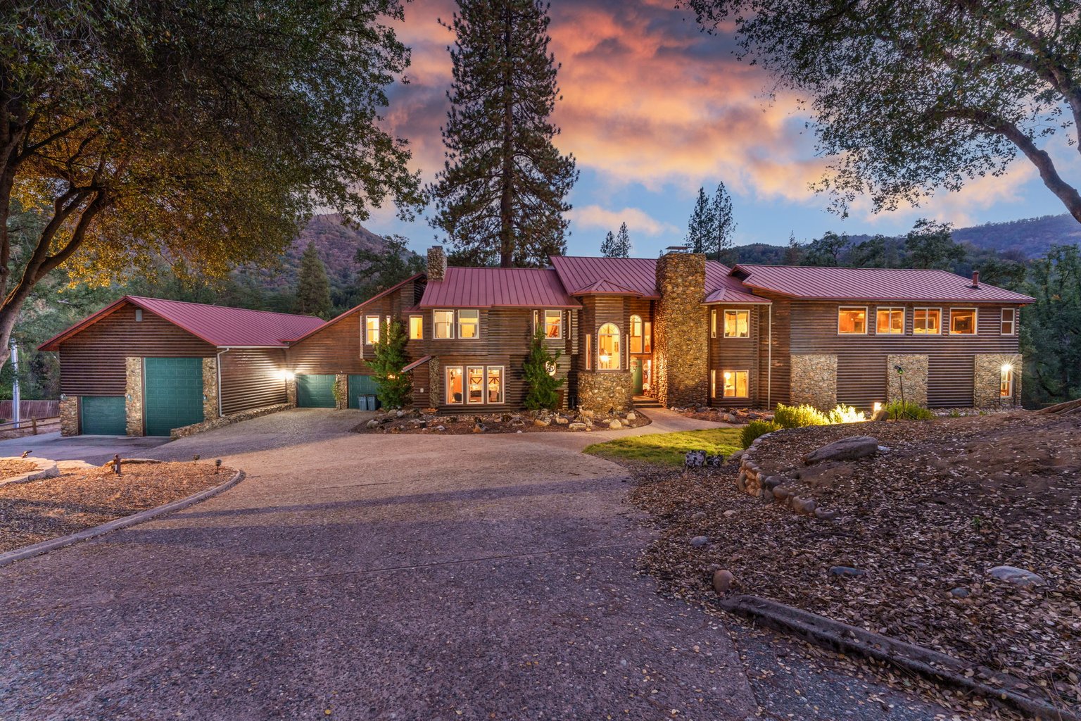 Oakhurst Vacation Rental