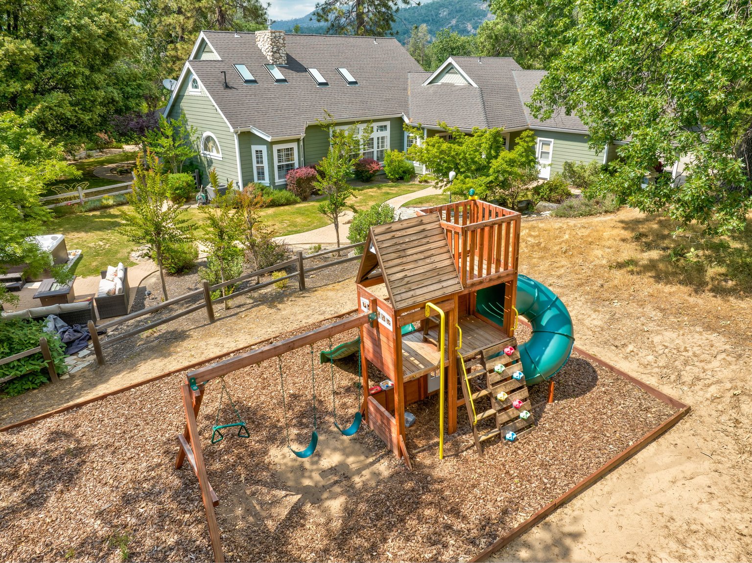 Oakhurst Vacation Rental