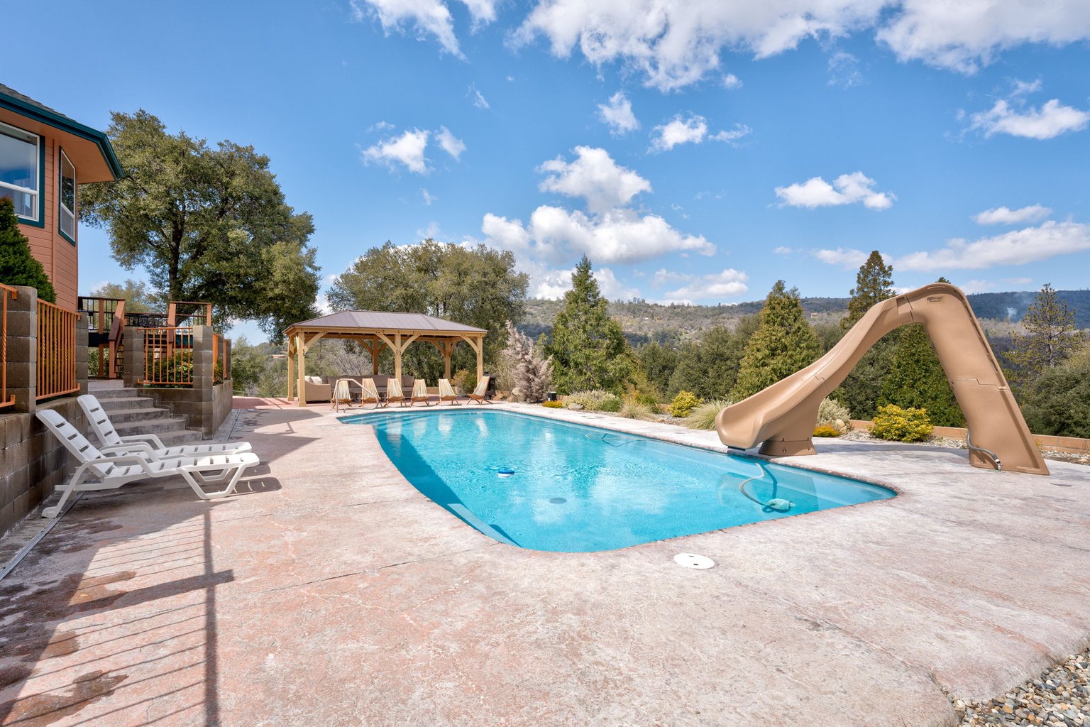 Oakhurst Vacation Rental