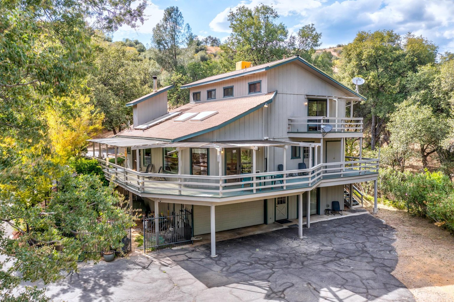 Oakhurst Vacation Rental