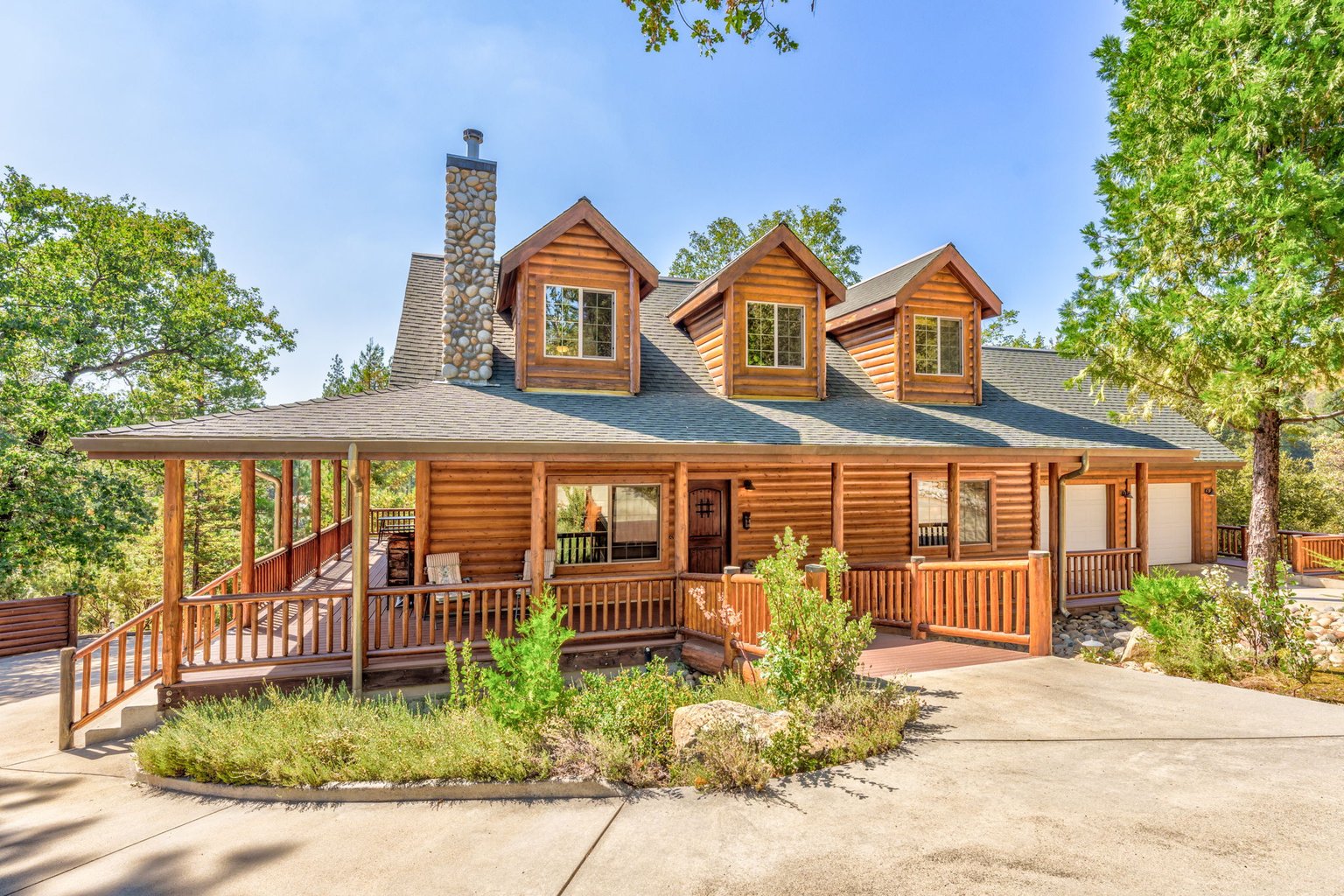 Bass Lake Vacation Rental