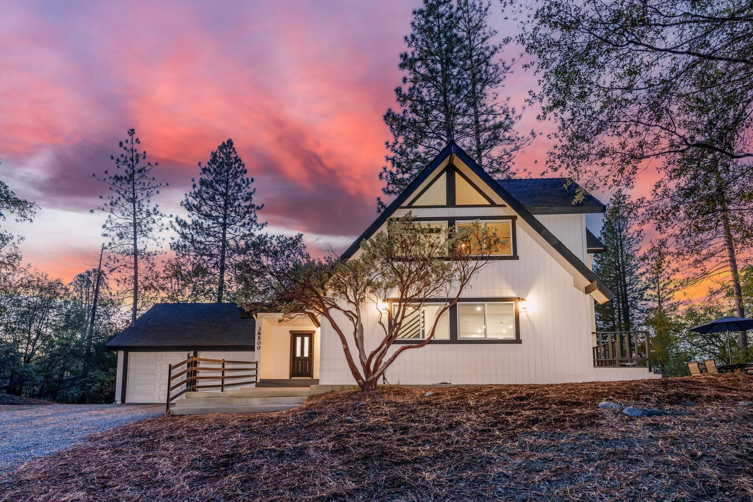 Oakhurst Vacation Rental