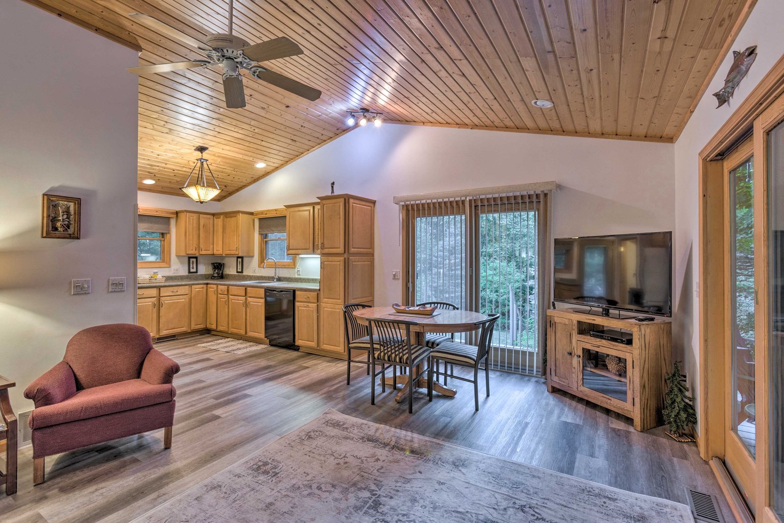 Thompsonville Vacation Rental