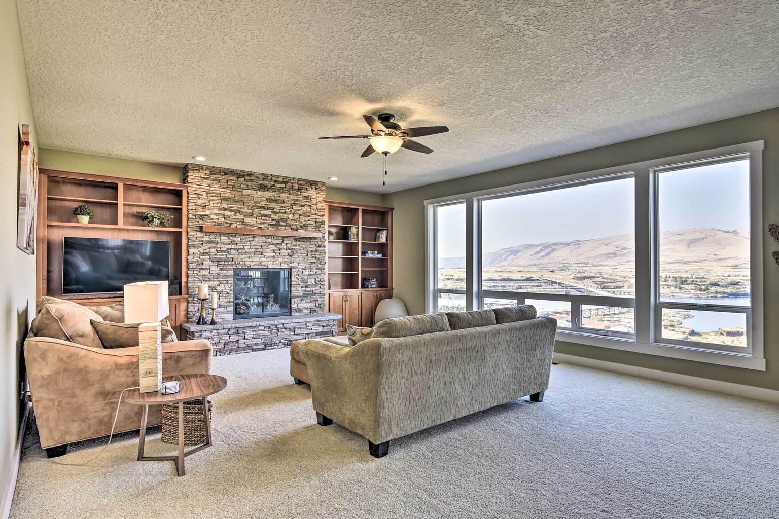 The Dalles Vacation Rental