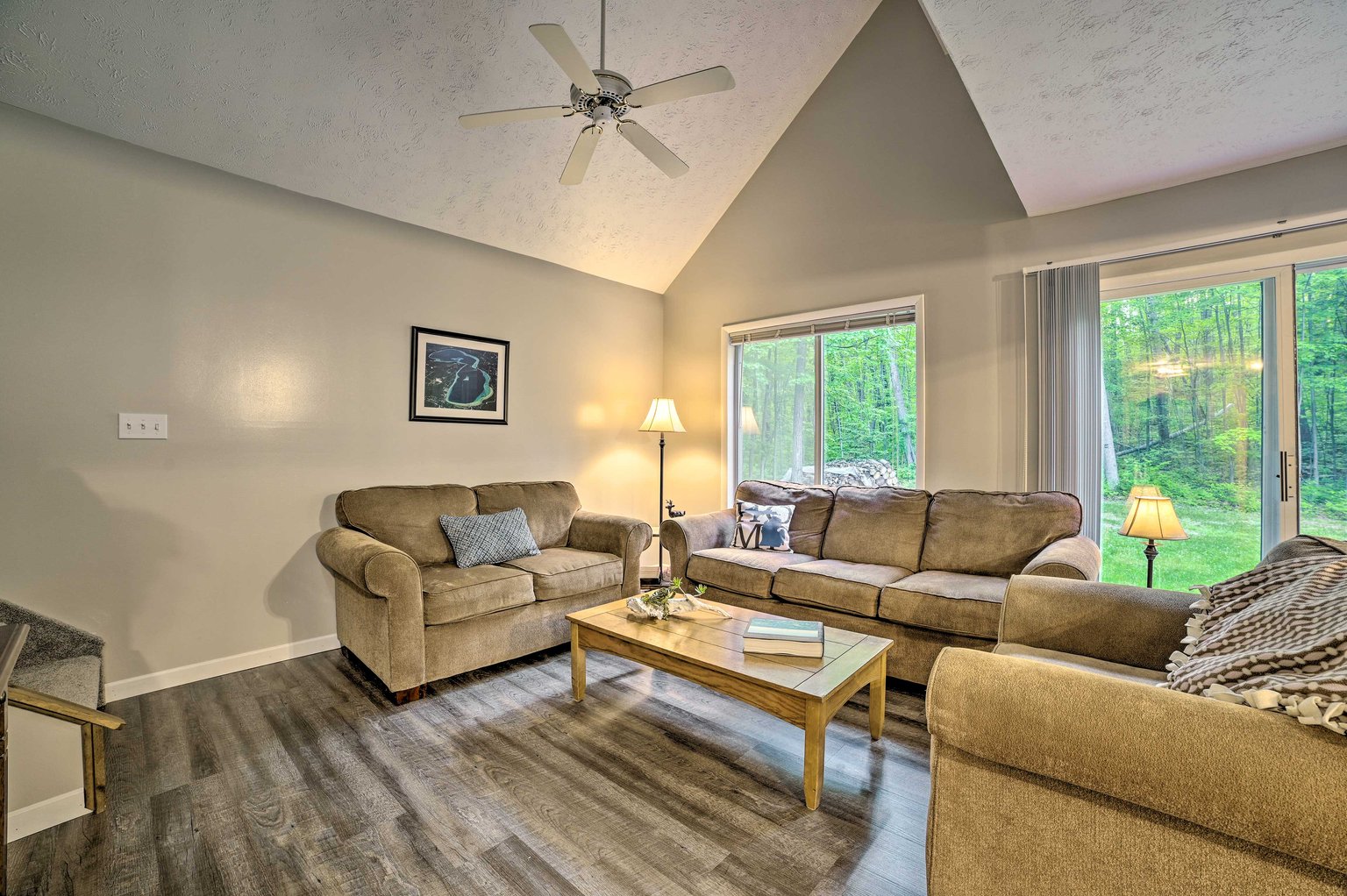 Roscommon Vacation Rental