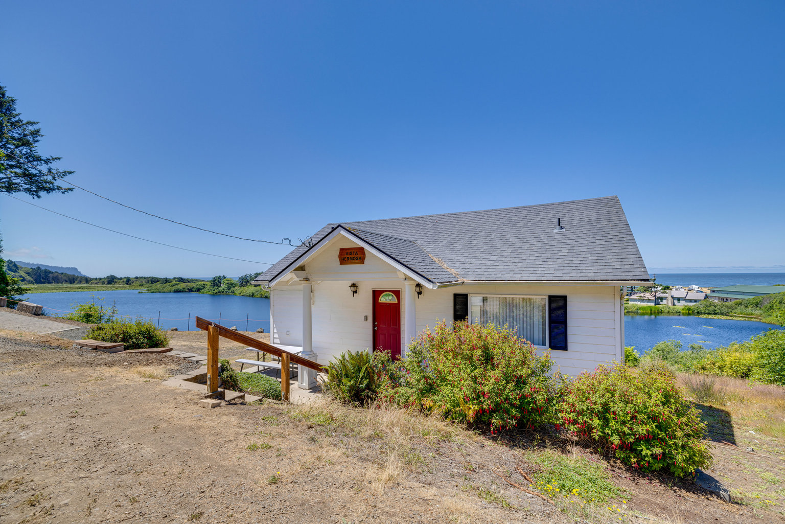 Cloverdale Vacation Rental