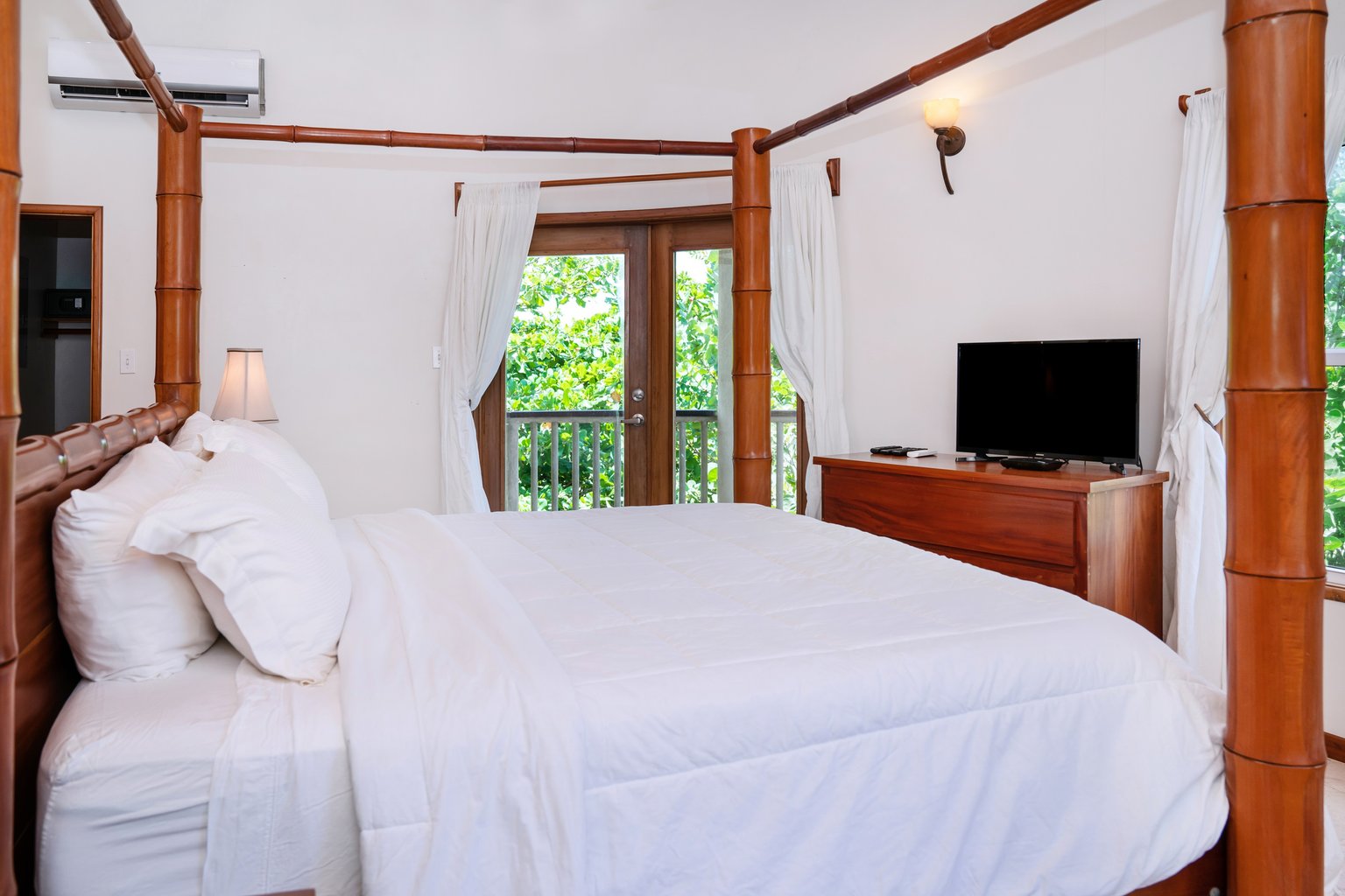 San Pedro Town Vacation Rental