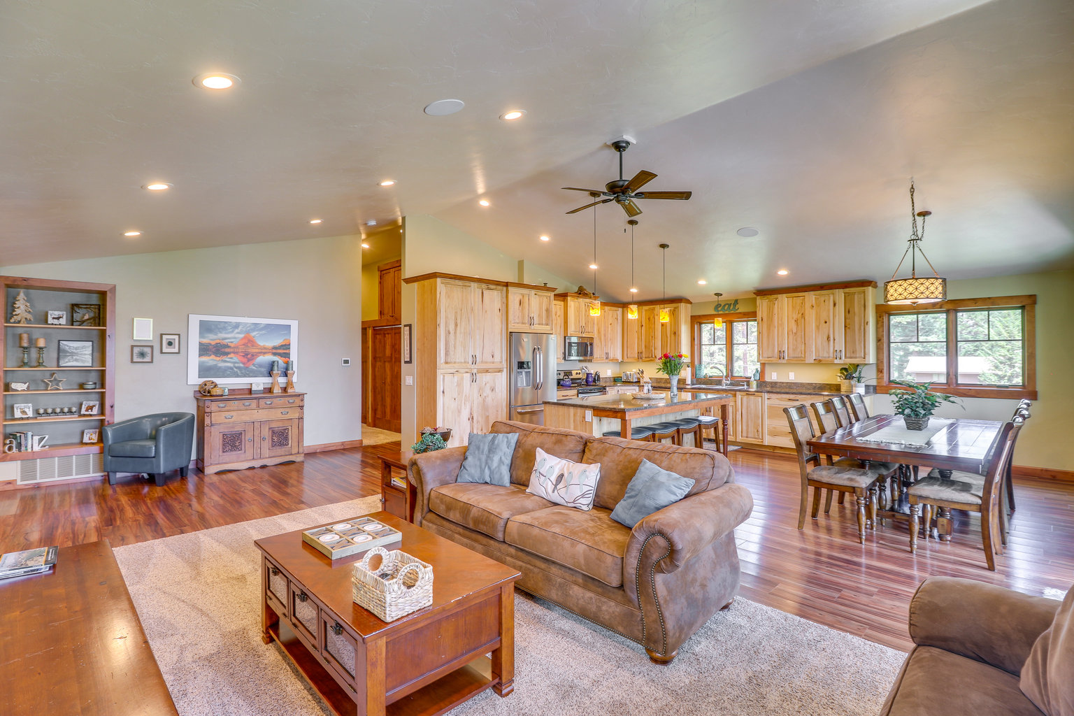 Lakeside Vacation Rental