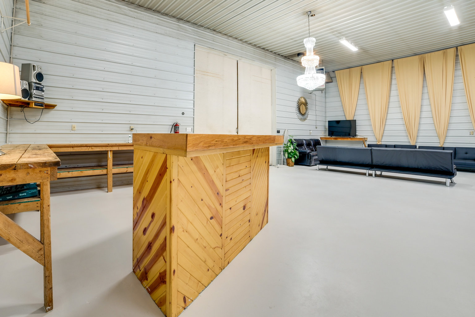Barbeau Vacation Rental