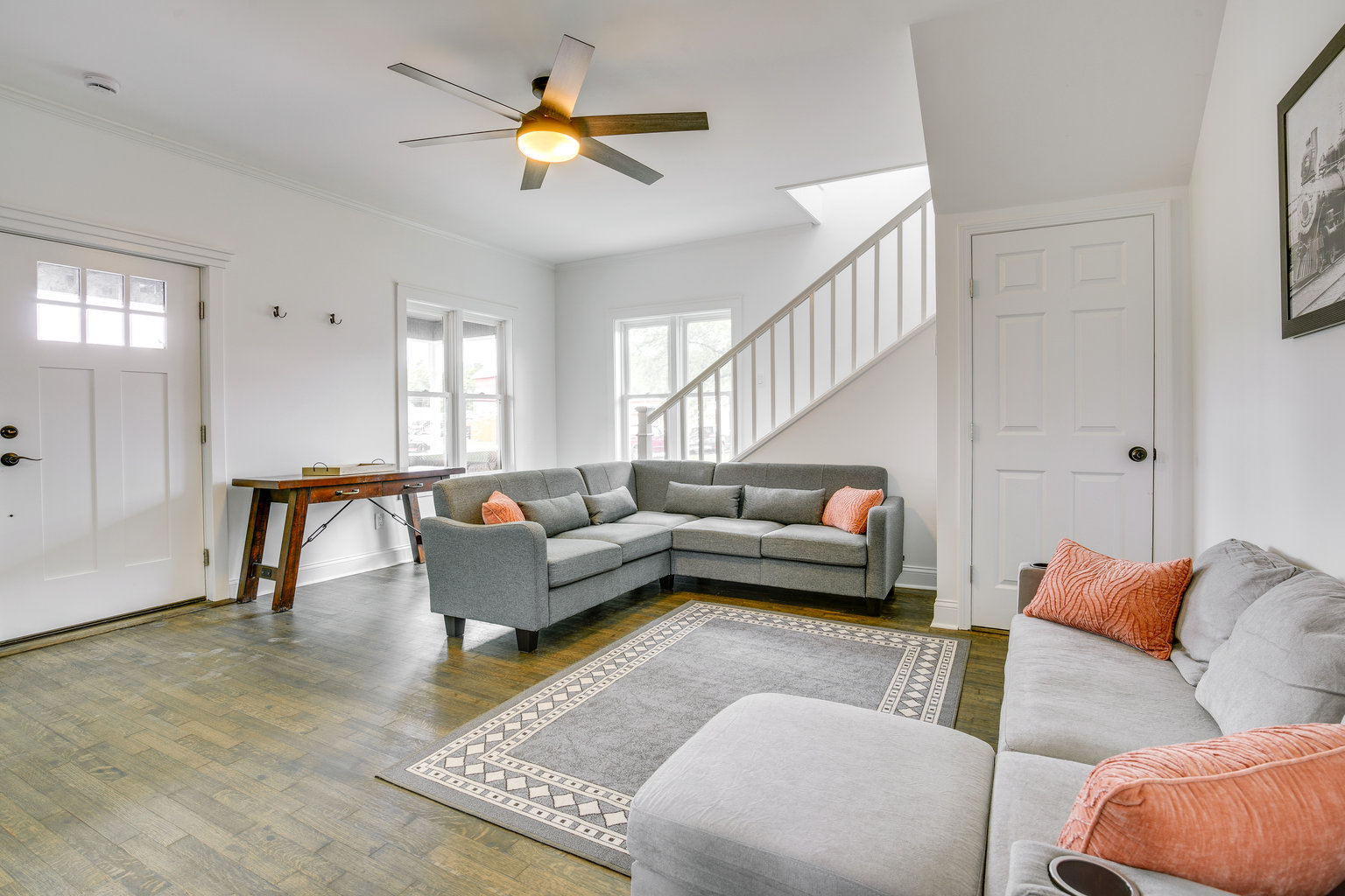 Holt Vacation Rental