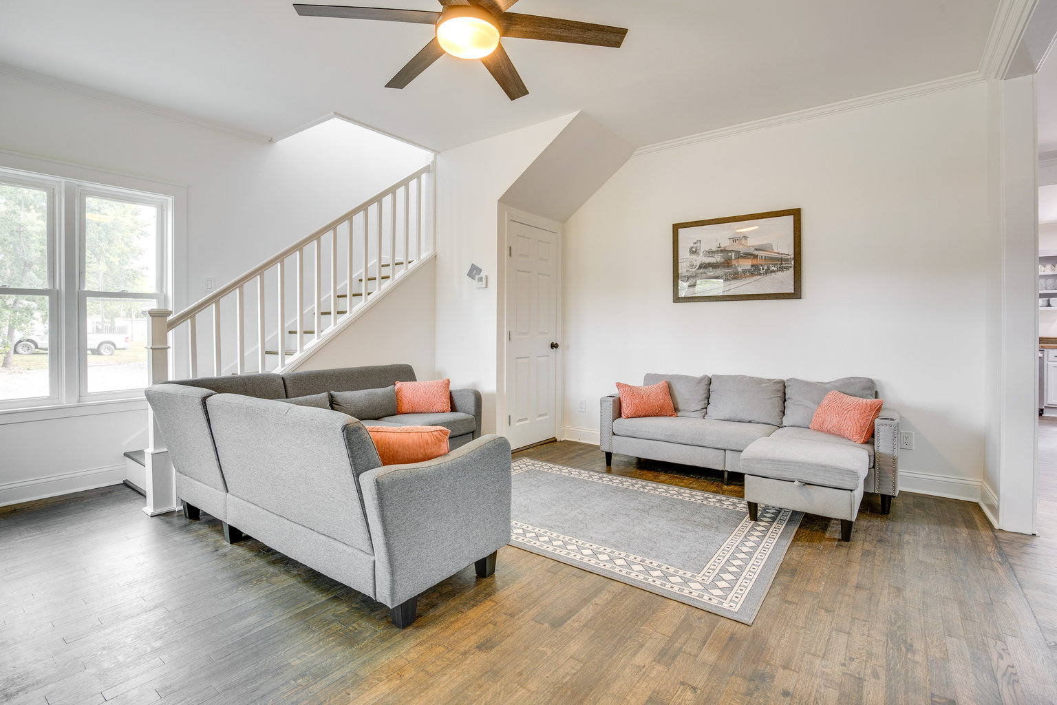 Holt Vacation Rental