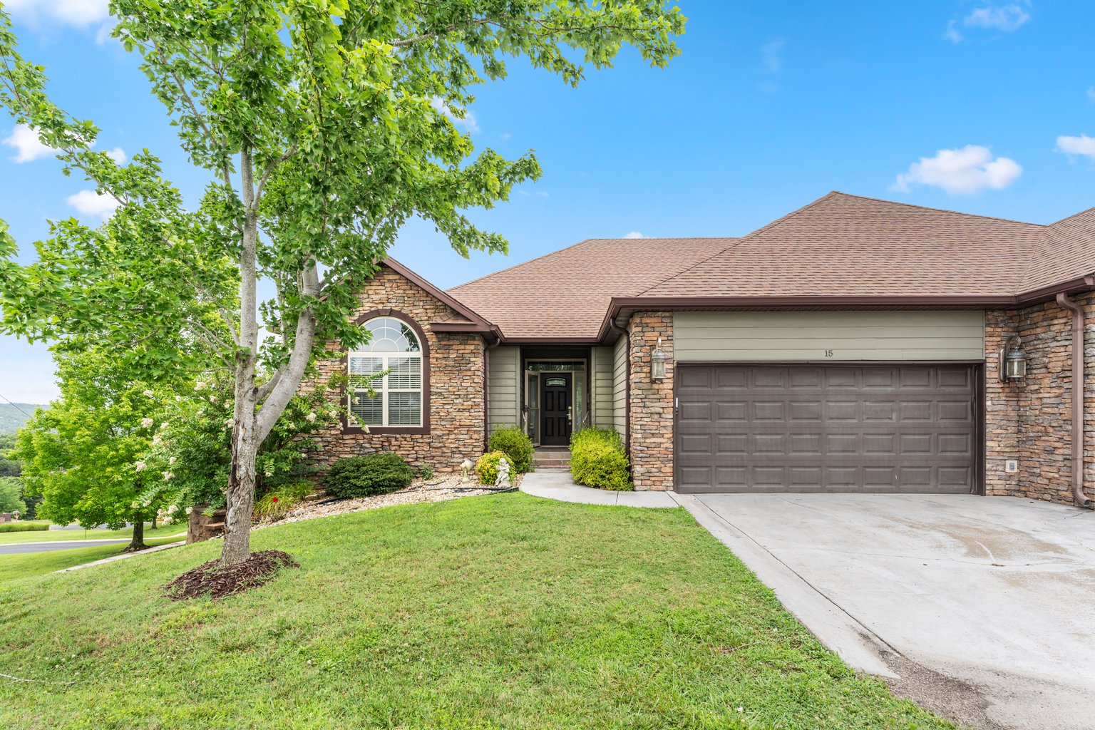 Reeds Spring Vacation Rental