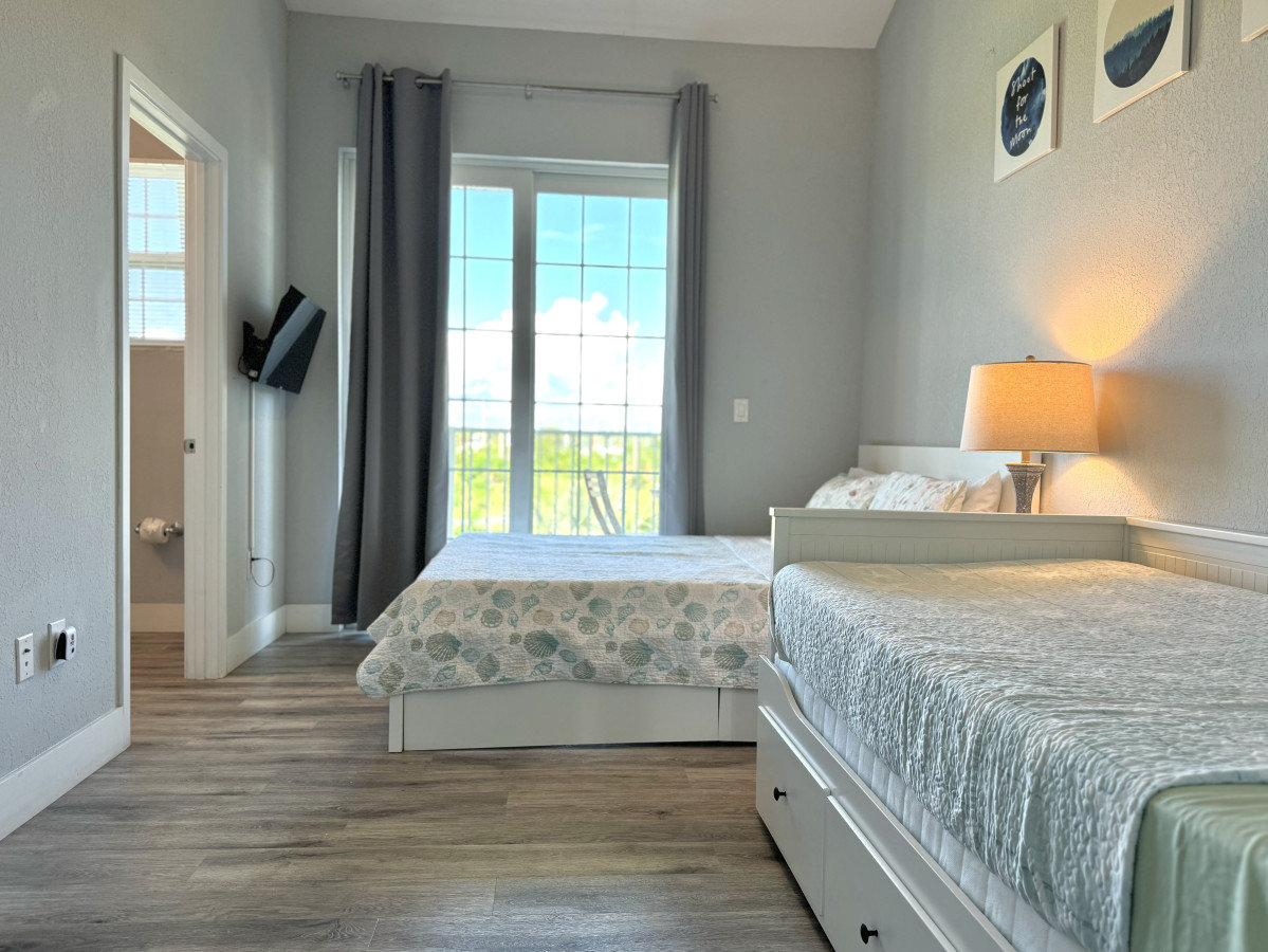 Ruskin Vacation Rental