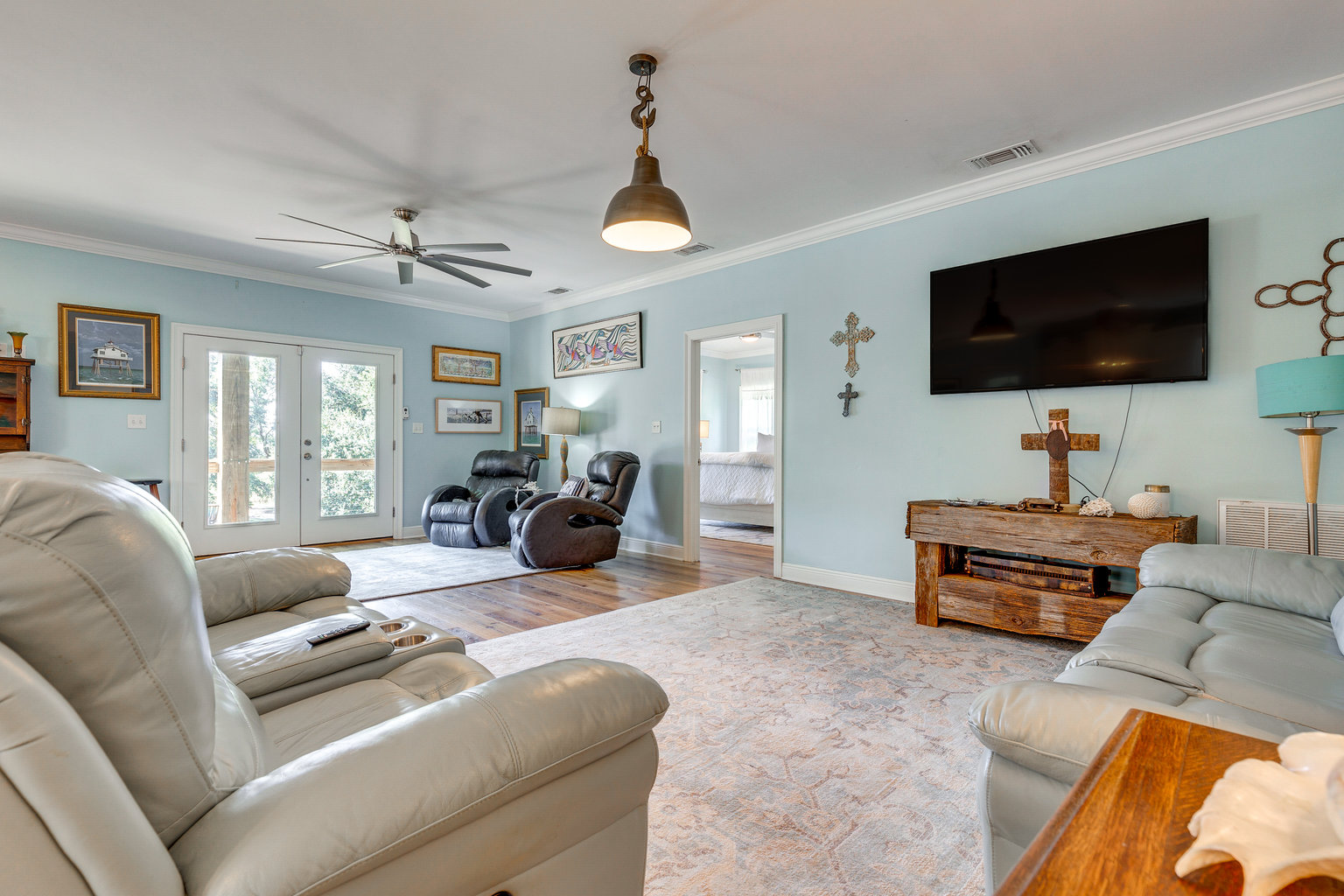 Gautier Vacation Rental