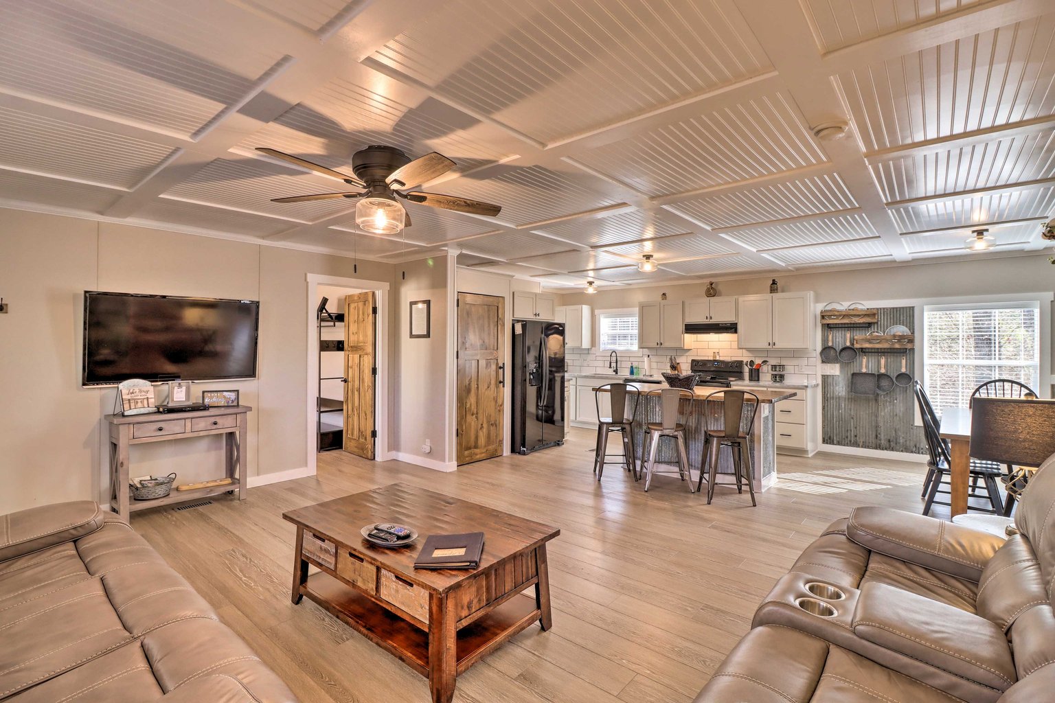 Greers Ferry Vacation Rental