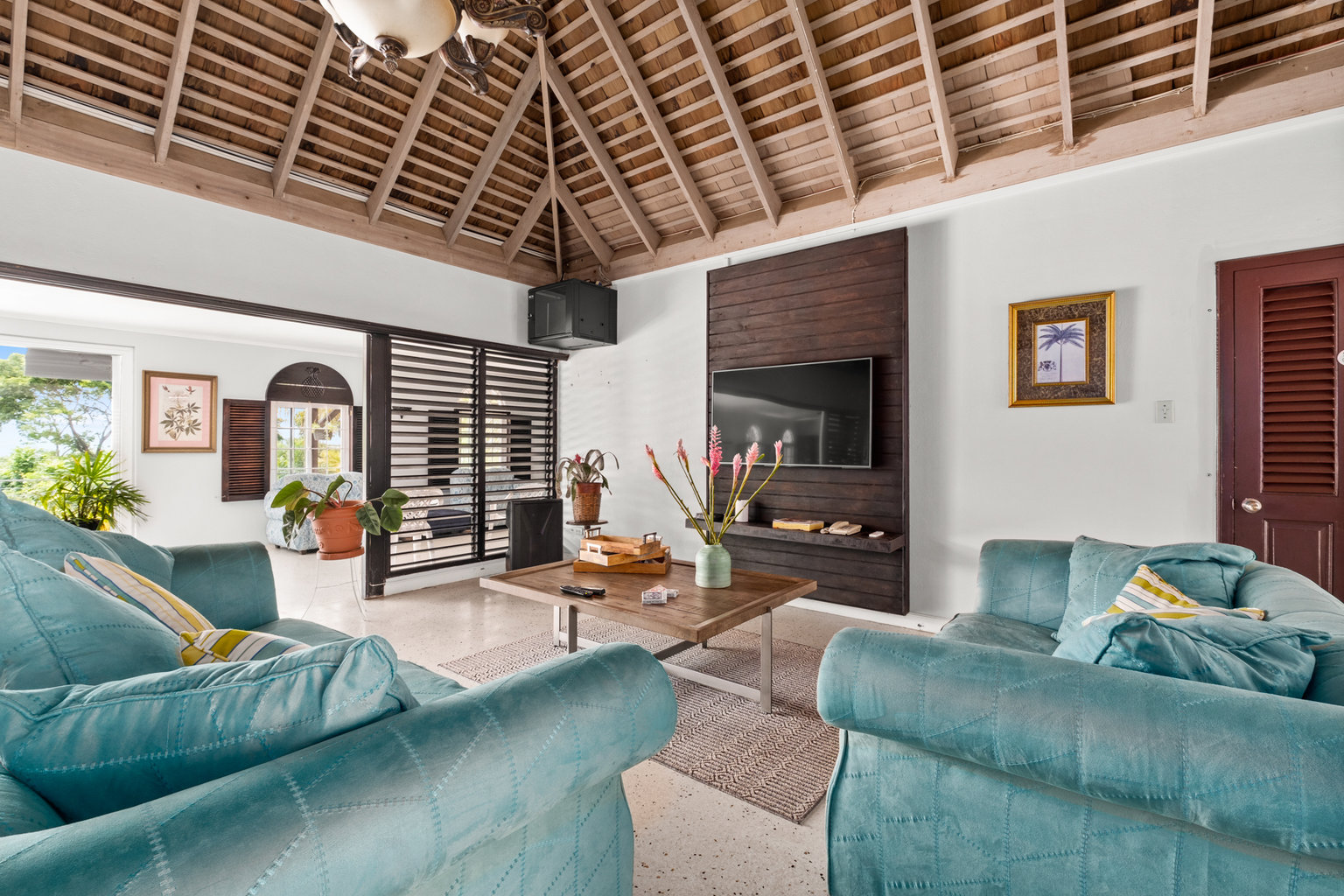 Runaway Bay Vacation Rental