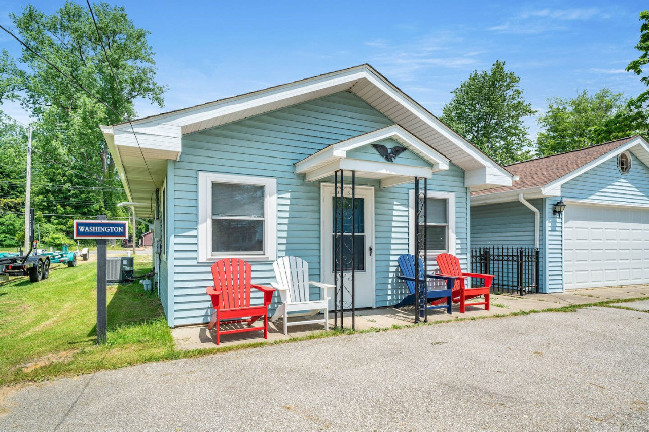 Coloma charter Township Vacation Rental