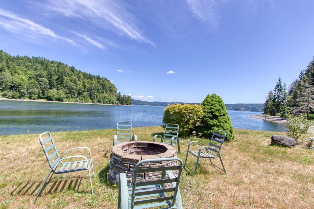 Lilliwaup Vacation Rental