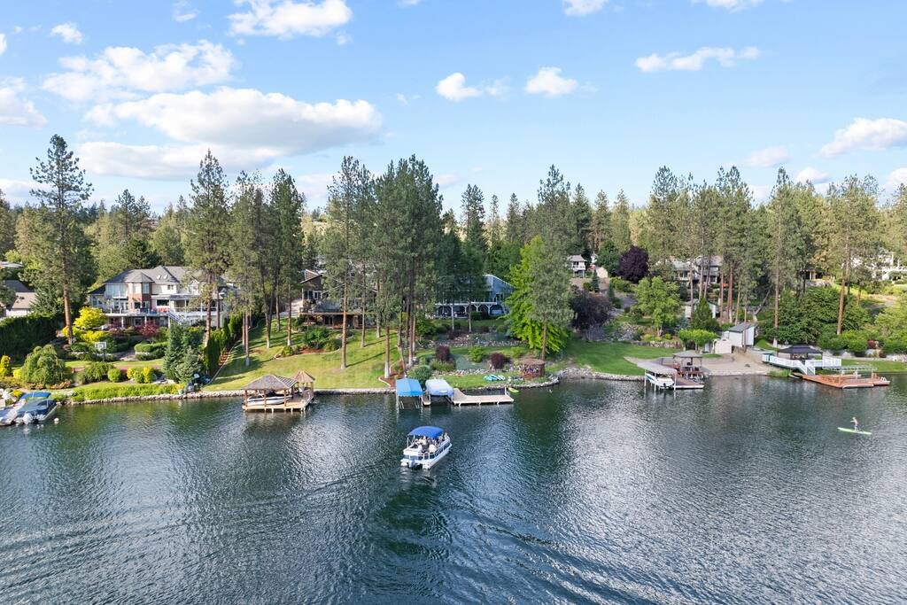 Nine Mile Falls Vacation Rental