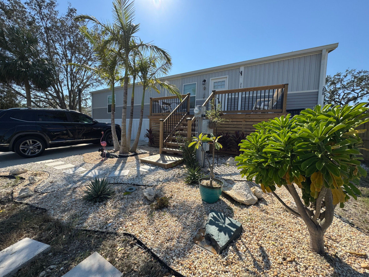 Ruskin Vacation Rental