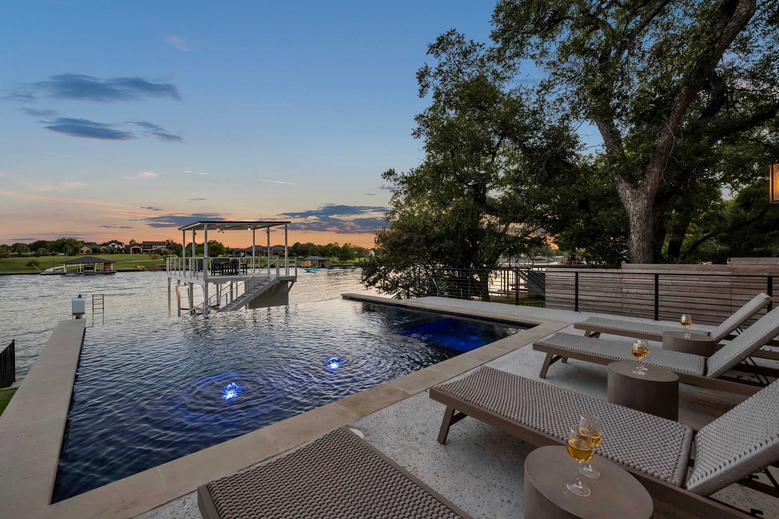 Kingsland Vacation Rental