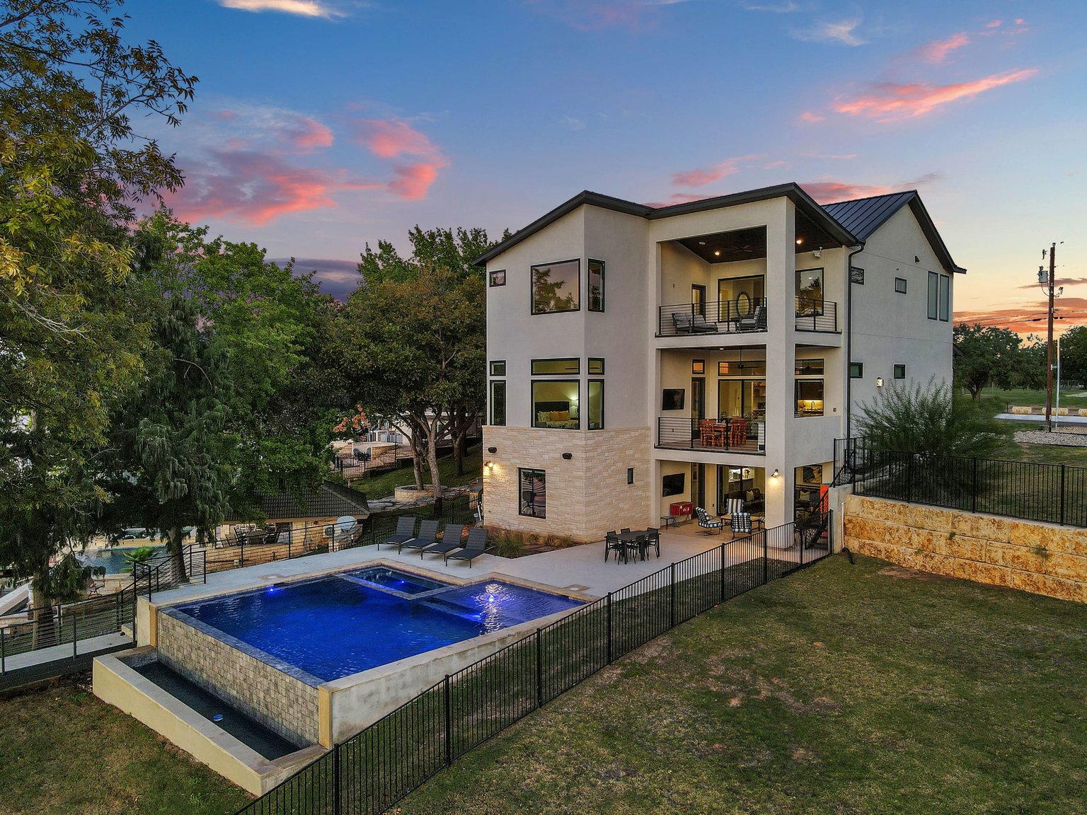Burnet Vacation Rental